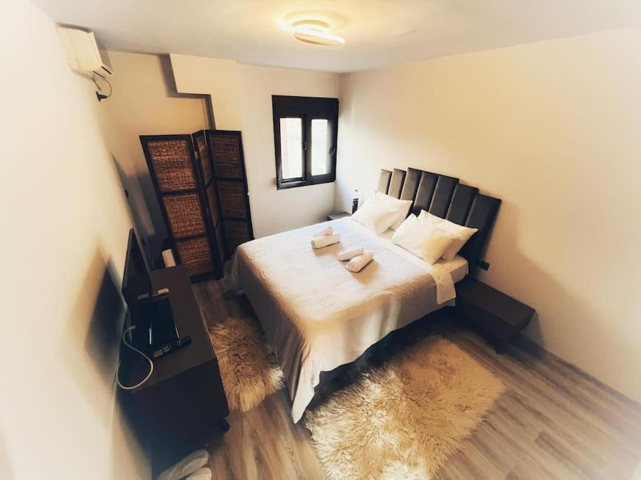 The Beehive Mytilene Exterior foto
